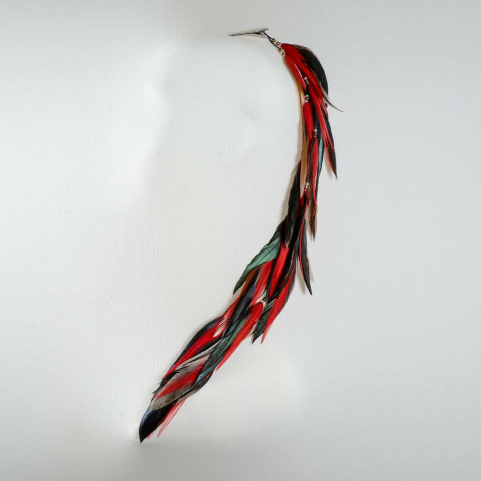 Feather hair clip red and black