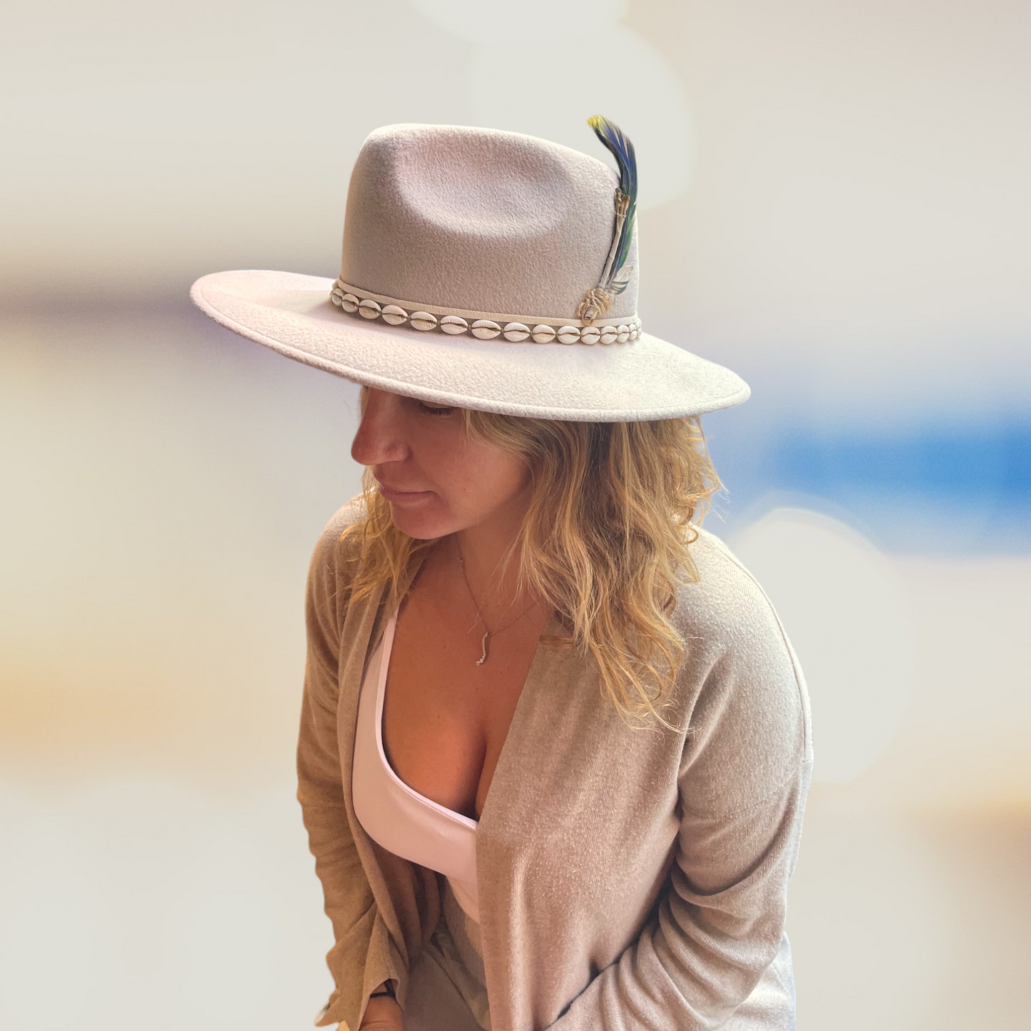 Light Grey Fur Felt Fedora Hat With Feather