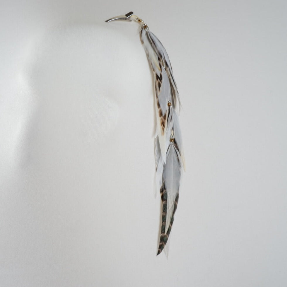 feather hair clip white striped short